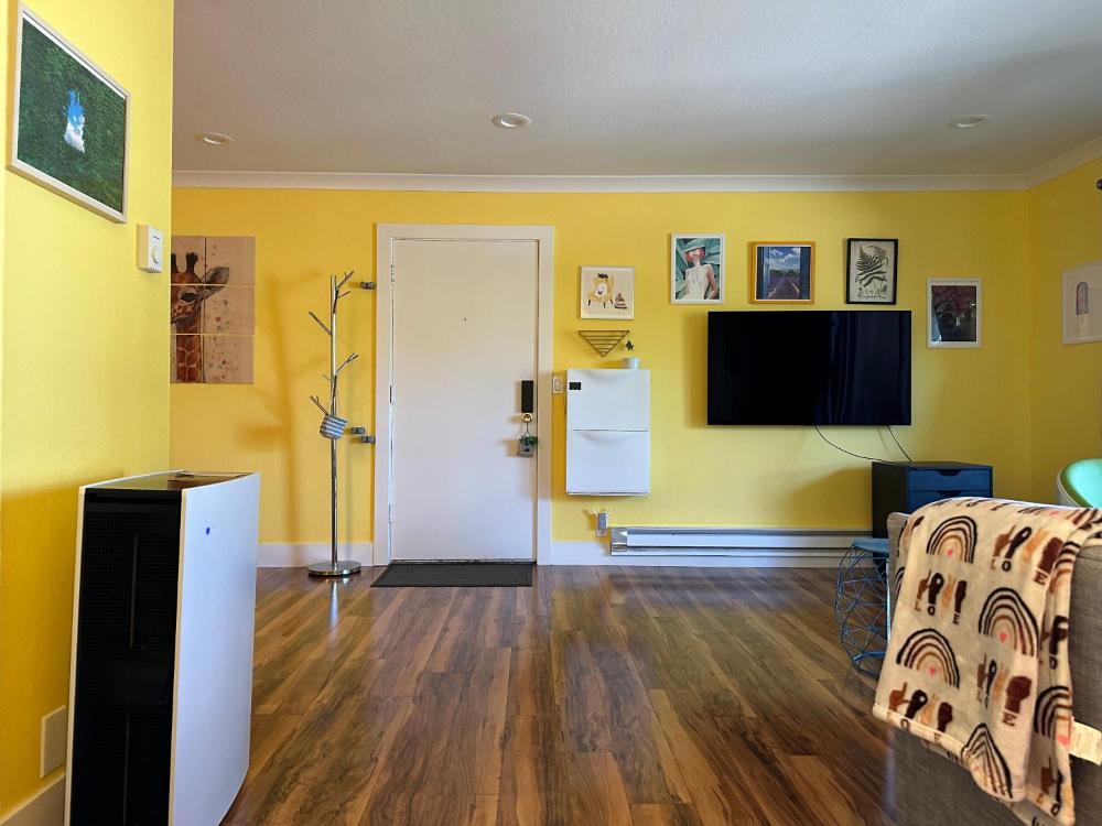 Cozy apartment in the heart of Mountain View